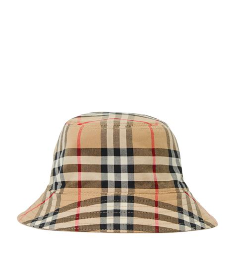 Burberry reversible check hat